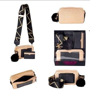 Mix n match 2 for $15 Shoulder/Crossbody Bag